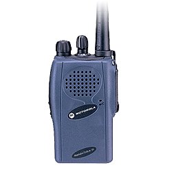 モトローラ製新簡易業務用無線機ハンディトーキーⅢ
