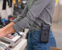 専用ホルスターとベルトクリップでスムーズ＆スピーディに持ち運び！